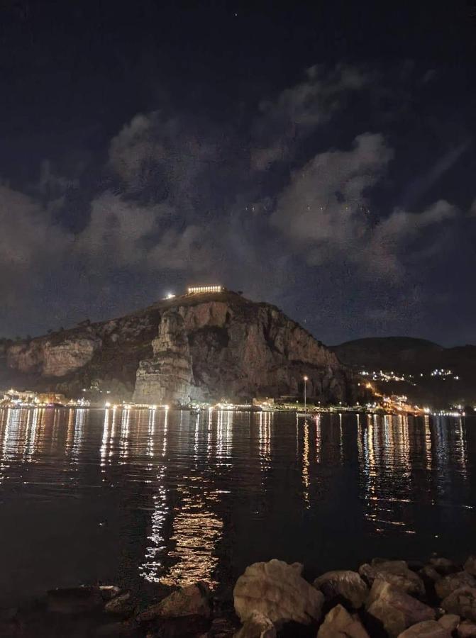 Casa Domitilla Vista Mare - Spiagge, Storia & Relax Wifi - Netflix Terracina Exterior photo